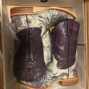 Tin Haul Guns N' Roses Western Boots